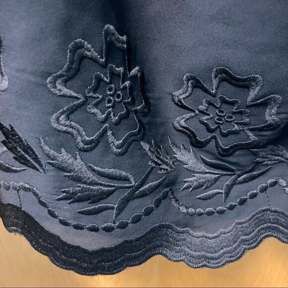 MICHEL  STUDIO Sz 24 Plus Size Embroidery Flute Sleeve Boatneck Top - Picture 5 of 8